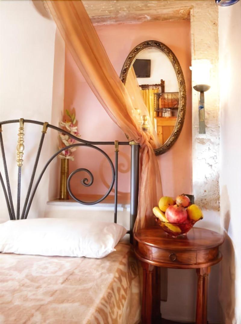 Archontiko Evgenia Studios & Suites Old Town Chania La Canea Exterior foto