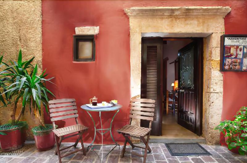Archontiko Evgenia Studios & Suites Old Town Chania La Canea Exterior foto