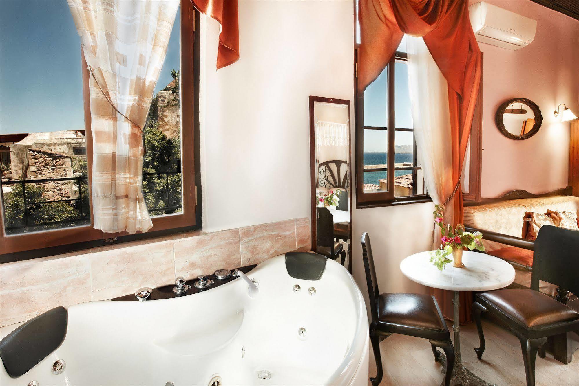 Archontiko Evgenia Studios & Suites Old Town Chania La Canea Exterior foto